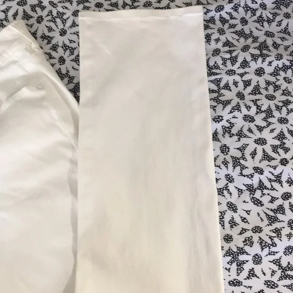 7 FOR ALL MANKIND - Picture 3 of 6